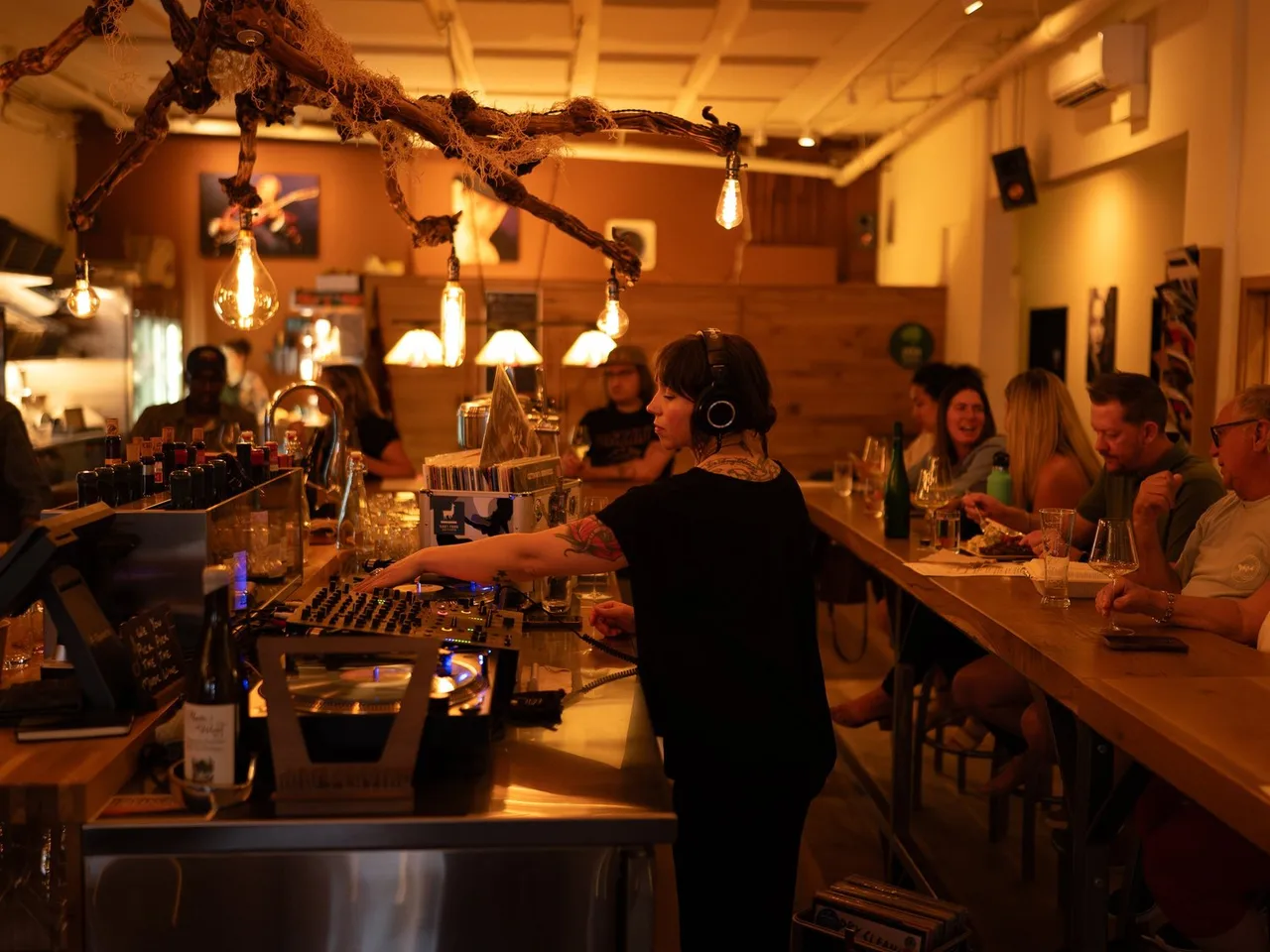 HiFi Wine Bar
